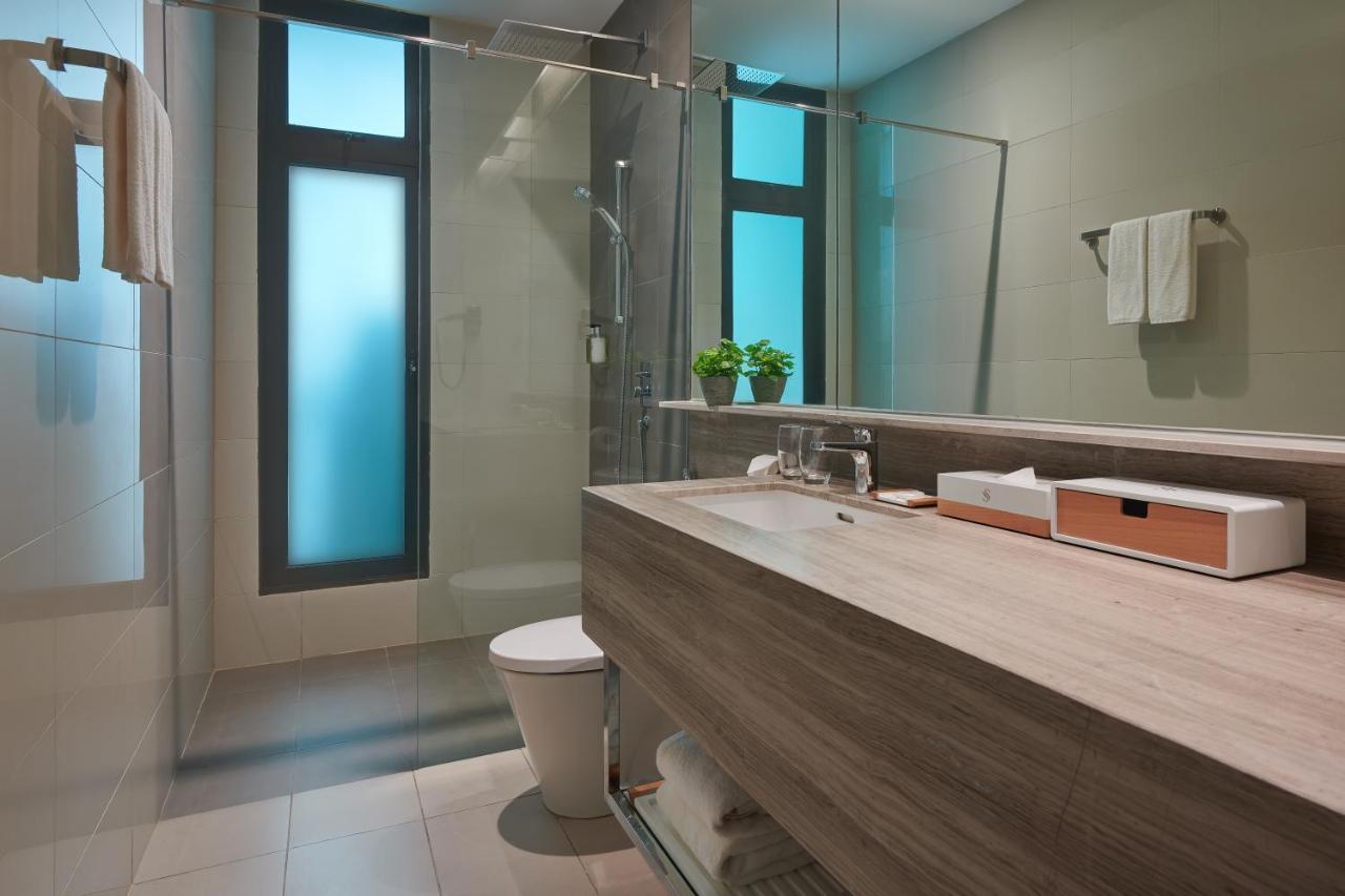 Mercure Living Putrajaya Exterior photo Bathroom