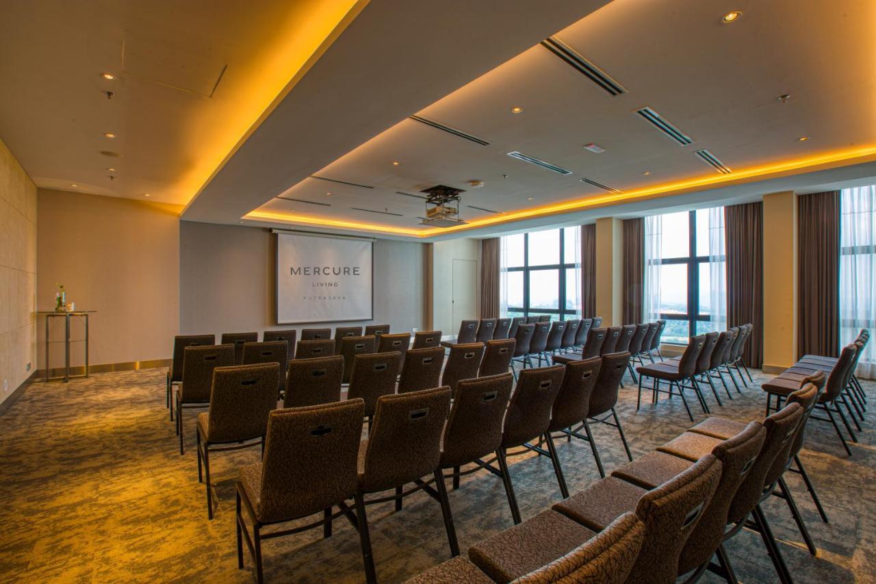 Mercure Living Putrajaya Exterior photo Meeting room