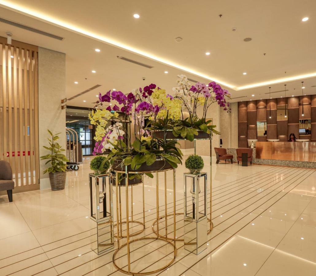 Mercure Living Putrajaya Exterior photo The lobby of the hotel